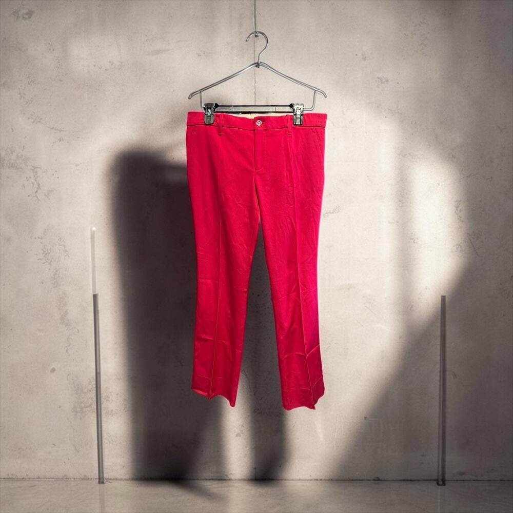 Gucci red tailored dress trousers featuring a classic straight-leg SZ 44 New